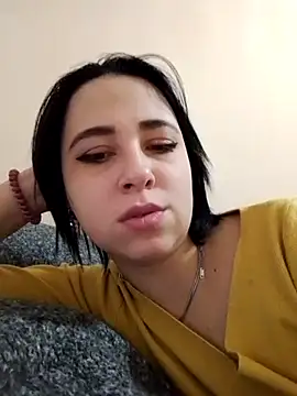 Gussie Bridie online show from 10-10-25, 04:46