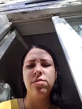 Gussie Bridie online show from 09-21-25, 04:28