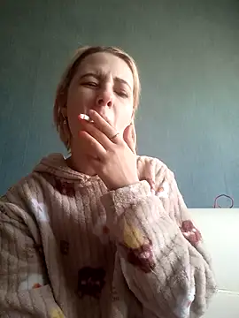 Gussie Bridie online show from 03-06-25, 07:25