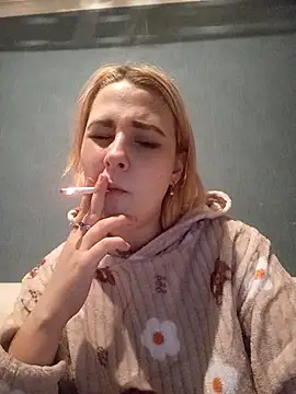 Gussie Bridie online show from 03-05-25, 03:07