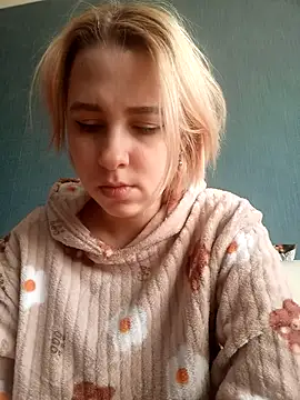 Gussie Bridie online show from 03-04-25, 10:24