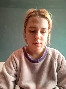 Gussie Bridie online show from 03-02-25, 09:21