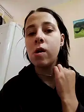 Gussie Bridie online show from 09-30-25, 03:56