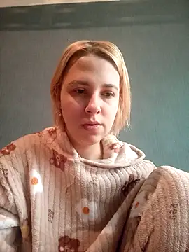 Gussie Bridie online show from 03-03-25, 06:42