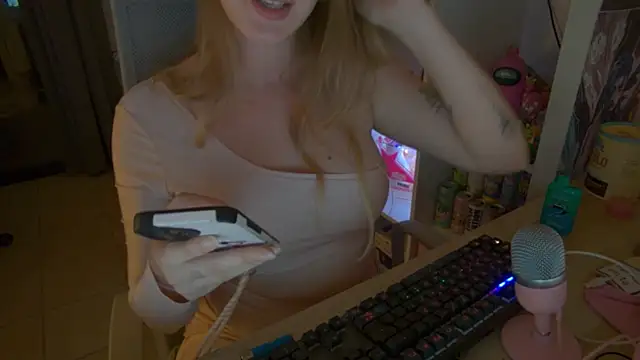 Pinkyladyxxx online show from 10-19-25, 08:00