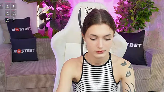 Britney054 online show from 12-21-24, 11:34