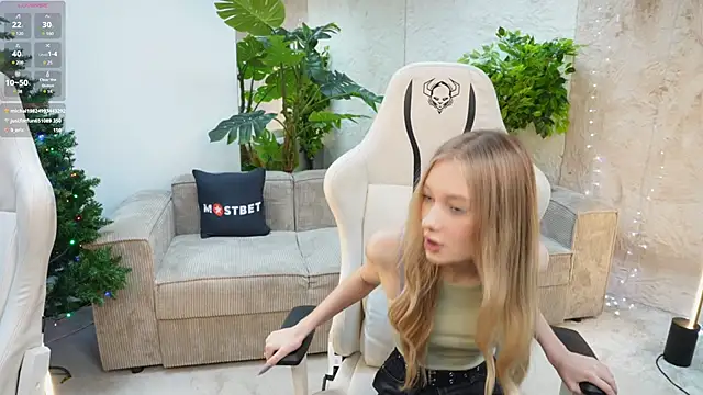 Britney054 online show from 12-26-24, 11:43