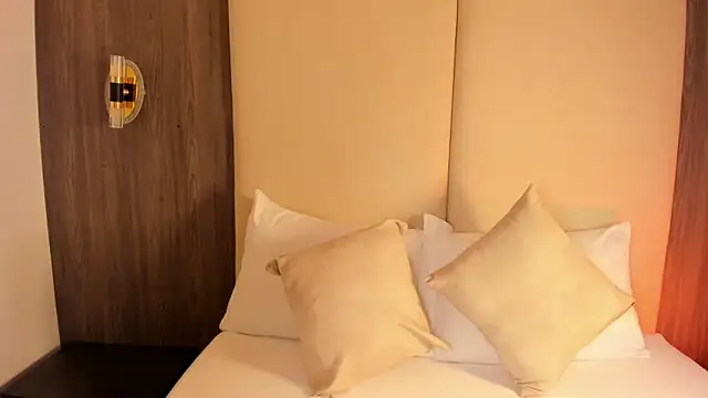 nicky peyton online show from 02-25-26, 02:56