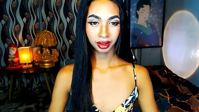 Snapshot of PrettyLatiina chatting on 12-04-24, 03:37 PrettyLatiina online show from 12-04-24, 03:37