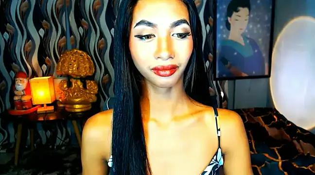 Snapshot of PrettyLatiina chatting on 12-10-24, 07:00 PrettyLatiina online show from 12-10-24, 07:00