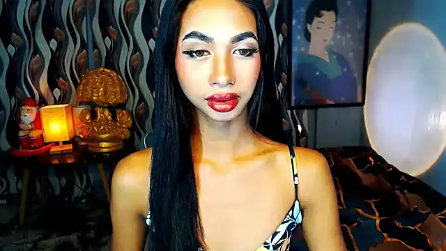 Snapshot of PrettyLatiina chatting on 02-05-25, 05:42 PrettyLatiina online show from 02-05-25, 05:42