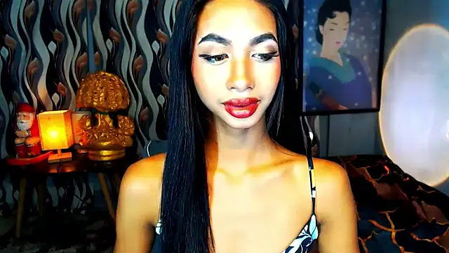 Snapshot of PrettyLatiina chatting on 12-18-24, 04:17 PrettyLatiina online show from 12-18-24, 04:17