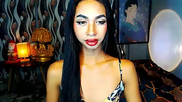 Snapshot of PrettyLatiina chatting on 12-12-24, 02:33 PrettyLatiina online show from 12-12-24, 02:33