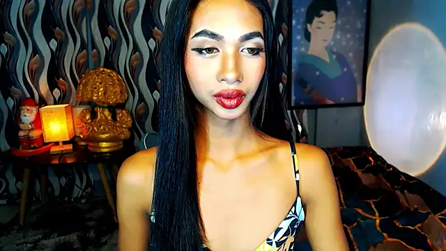 Snapshot of PrettyLatiina chatting on 01-22-25, 02:03 PrettyLatiina online show from 01-22-25, 02:03