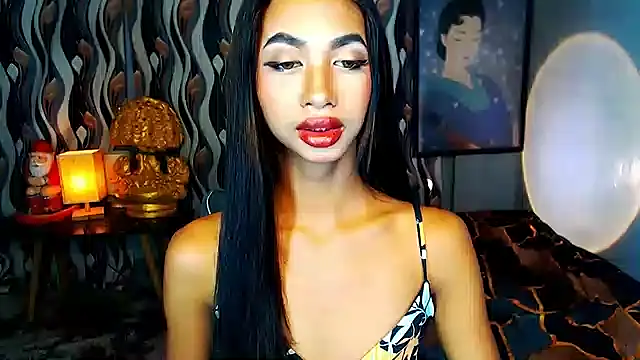 Snapshot of PrettyLatiina chatting on 12-12-24, 05:37 PrettyLatiina online show from 12-12-24, 05:37