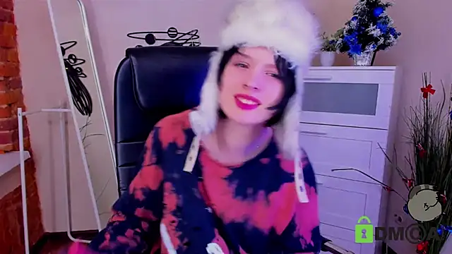Snapshot of Alina_Mills chatting on 12-30-24, 01:36 Alina Mills online show from 12-30-24, 01:36