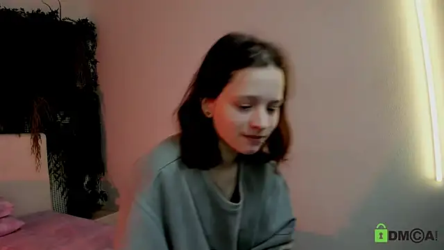 Alina Mills online show from 11-30-25, 09:54