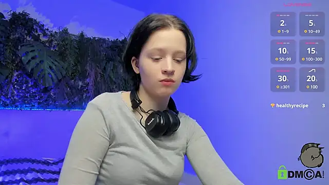 Snapshot of Alina_Mills chatting on 02-07-25, 03:52 Alina Mills online show from 02-07-25, 03:52