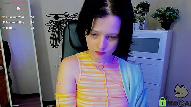 Snapshot of Alina_Mills chatting on 01-16-25, 01:58 Alina Mills online show from 01-16-25, 01:58