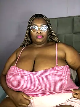 Snapshot of bustytitsxxx chatting on 09-23-25, 04:08 bustytitsxxx online show from 09-23-25, 04:08