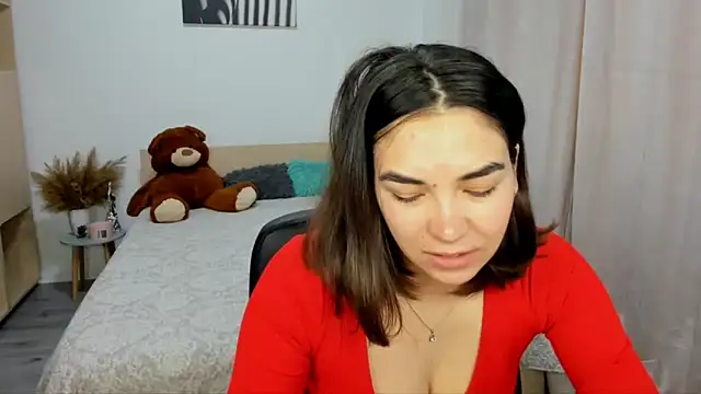 Alexa Dolly12 online show from 03-18-25, 06:28