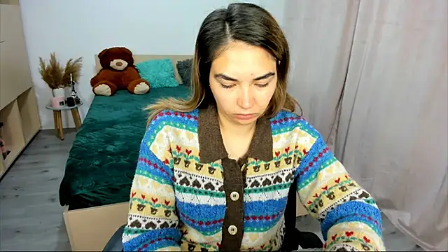 Alexa Dolly12 online show from 09-25-25, 05:46