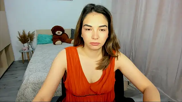 Alexa Dolly12 online show from 11-14-25, 06:06