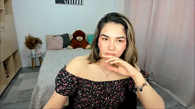 Alexa Dolly12 online show from 03-28-26, 06:36