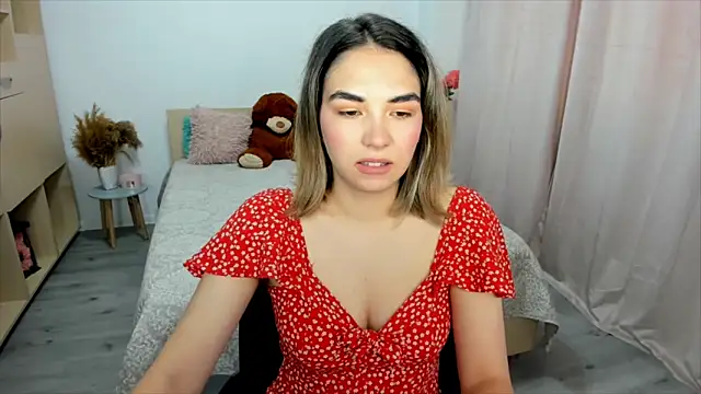 Snapshot of Alexa_Dolly12 chatting on 06-18-26, 06:34 Alexa Dolly12 online show from 06-18-26, 06:34