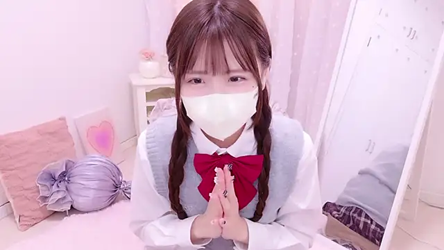 Snapshot of Sayuringo_ chatting on 03-23-25, 02:04 Sayuringo  online show from 03-23-25, 02:04