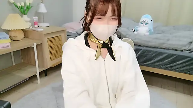 Sayuringo  online show from 12-17-25, 02:44