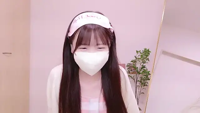 Snapshot of Sayuringo_ chatting on 03-16-25, 12:11 Sayuringo  online show from 03-16-25, 12:11