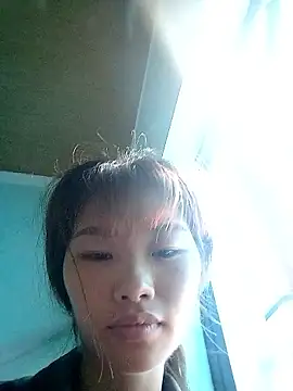 Snapshot of Lonalysexy chatting on 06-03-26, 12:33 Lonalysexy online show from 06-03-26, 12:33