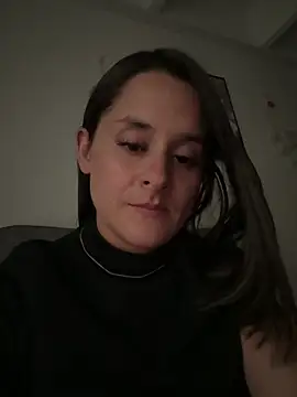 Alice milf  online show from 05-05-26, 10:02