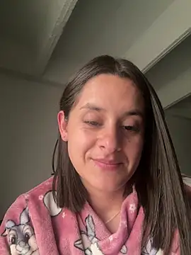 Alice milf  online show from 04-30-26, 03:52
