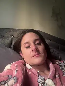 Alice milf  online show from 06-18-26, 02:33
