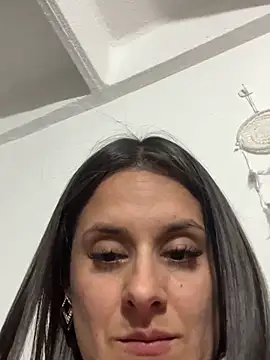 Alice milf  online show from 10-19-25, 06:05