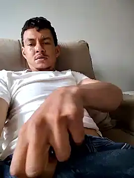 Snapshot of jhomgostosomg chatting on 03-06-26, 11:38 jhomgostosomg online show from 03-06-26, 11:38