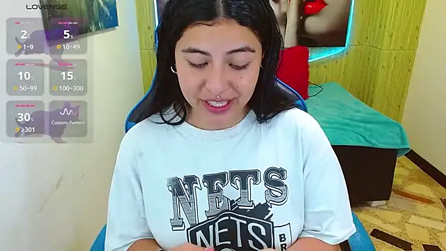  luna torres online show from 12-22-25, 02:28