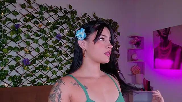 melody cute10 online show from 05-18-26, 01:49