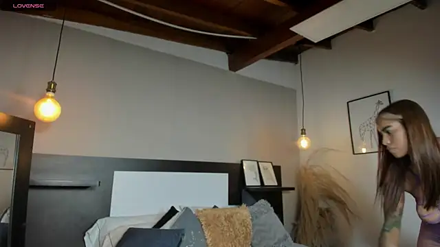 SaraaJhonsonn online show from 03-28-26, 03:13