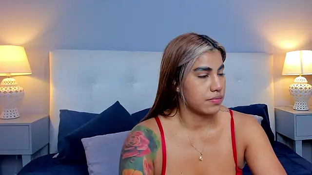 SaraaJhonsonn online show from 10-14-25, 03:01