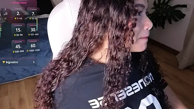 loly marce online show from 11-11-25, 09:31