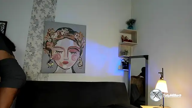 Snapshot of taty_miller chatting on 03-17-25, 08:30 taty miller online show from 03-17-25, 08:30