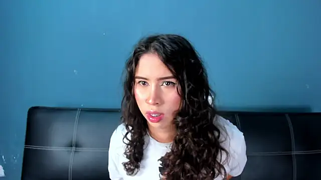 Snapshot of purplay_98 chatting on 01-18-26, 01:31 purplay 98 online show from 01-18-26, 01:31