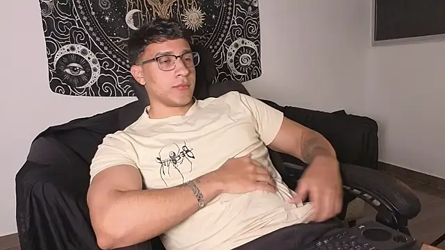 JayMarcos  online show from 10-05-25, 02:57