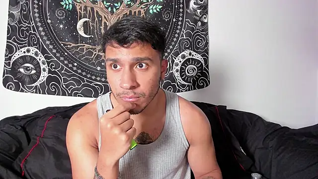 JayMarcos  online show from 10-23-25, 02:43