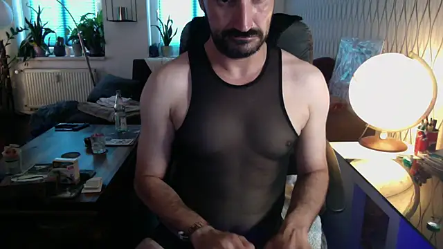 tomz0819 online show from 07-07-26, 05:43