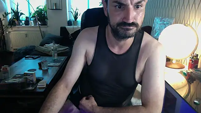 tomz0819 online show from 07-07-26, 06:47