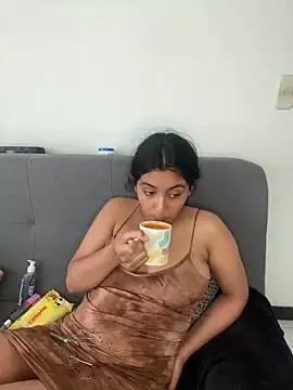 Snapshot of cloe_small chatting on 02-09-25, 09:49 cloe small online show from 02-09-25, 09:49